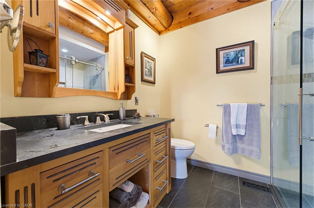 169 James Street Property Photo 23