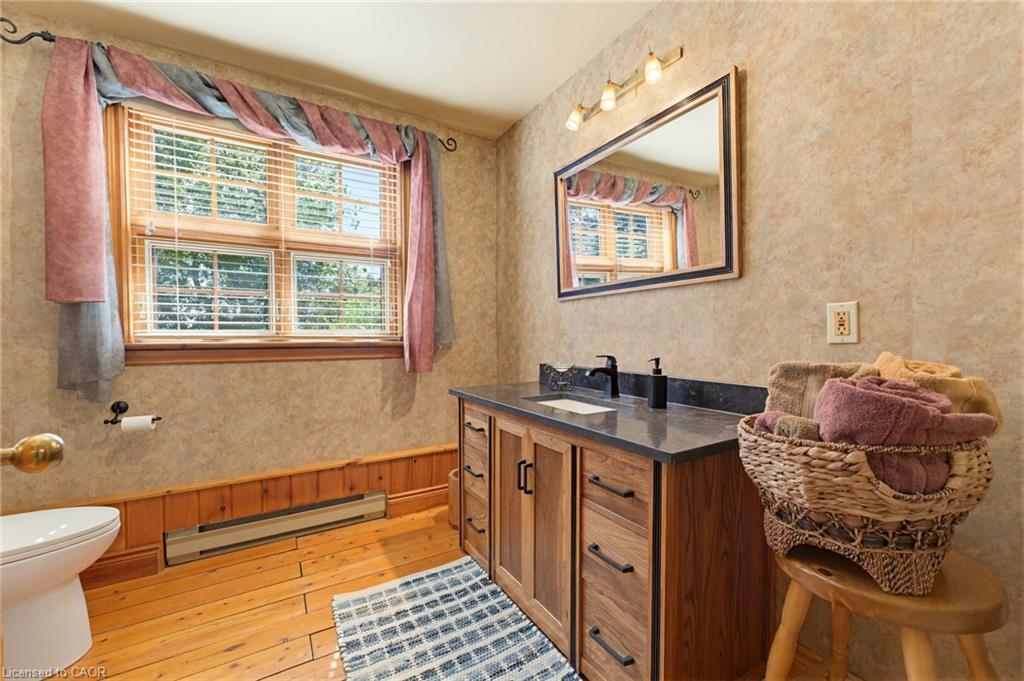 169 James Street Property Photo 28