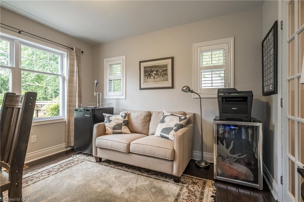 481 Dundurn Street S Property Photo 13