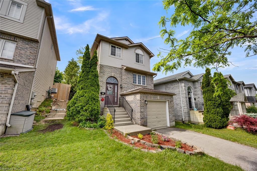 34 Phair Crescent Property Photo 2