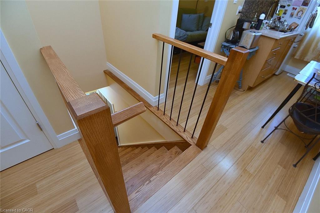 377 Macnab Street N Property Photo 17