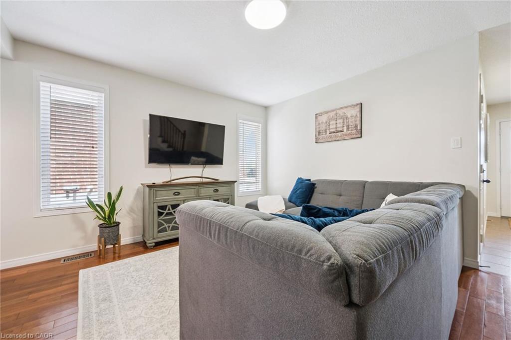 28 Davison Drive Property Photo 5