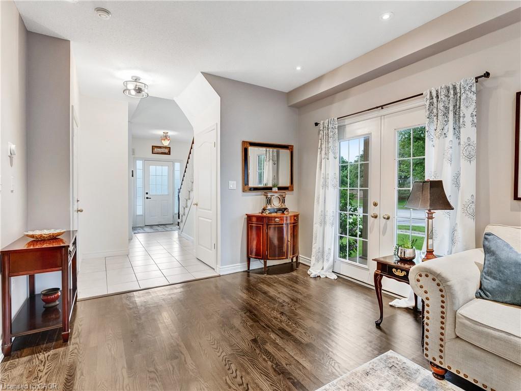 6-2229 Walkers Line Property Photo 10