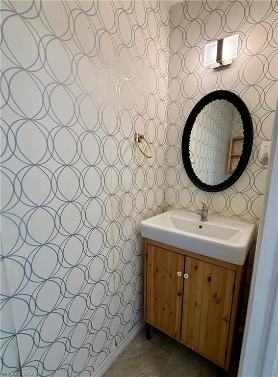 30-25 Upper Canada Drive Property Photo 4