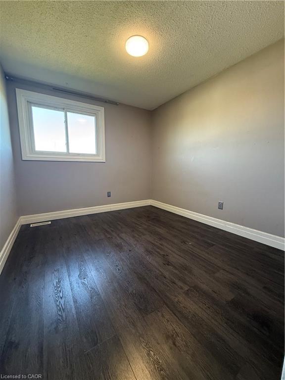 30-25 Upper Canada Drive Property Photo 16