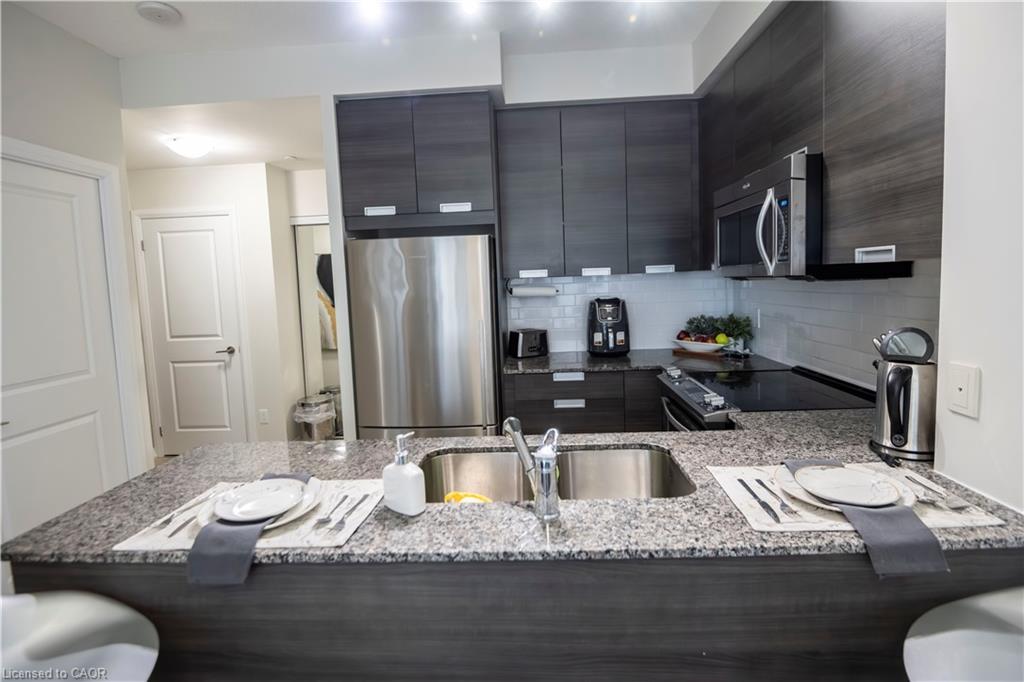1601-75 Eglinton Avenue W Property Photo 4