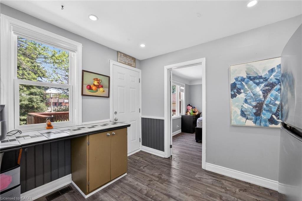 43 West 1st Street Property Photo 8