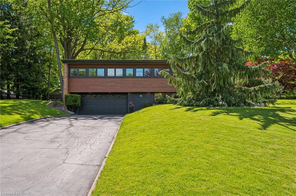 16 Parkwood Drive Property Photo 2