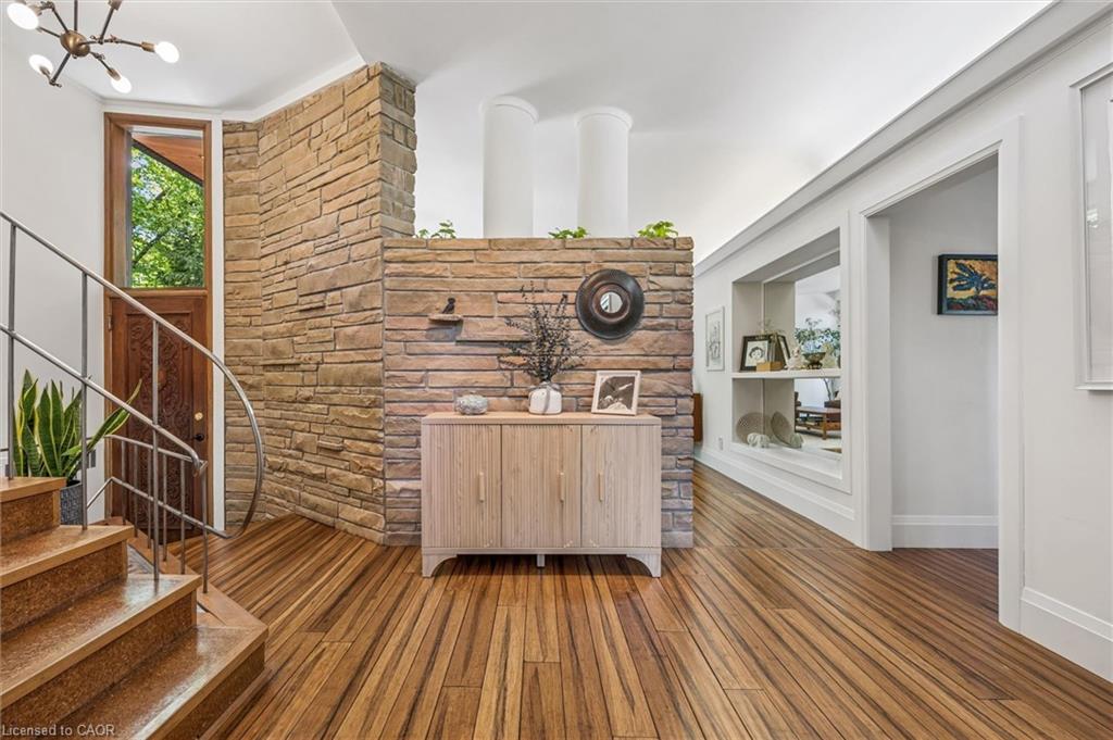 16 Parkwood Drive Property Photo 8