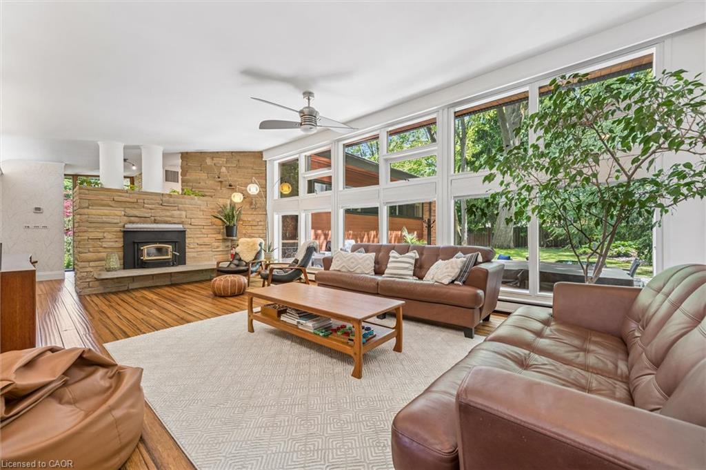 16 Parkwood Drive Property Photo 10