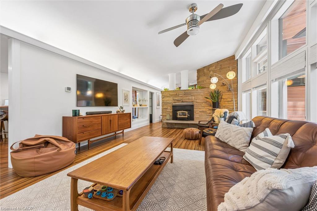 16 Parkwood Drive Property Photo 11