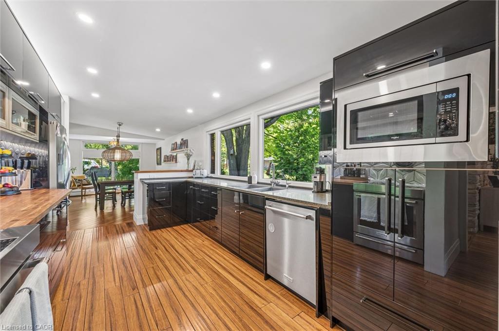 16 Parkwood Drive Property Photo 16