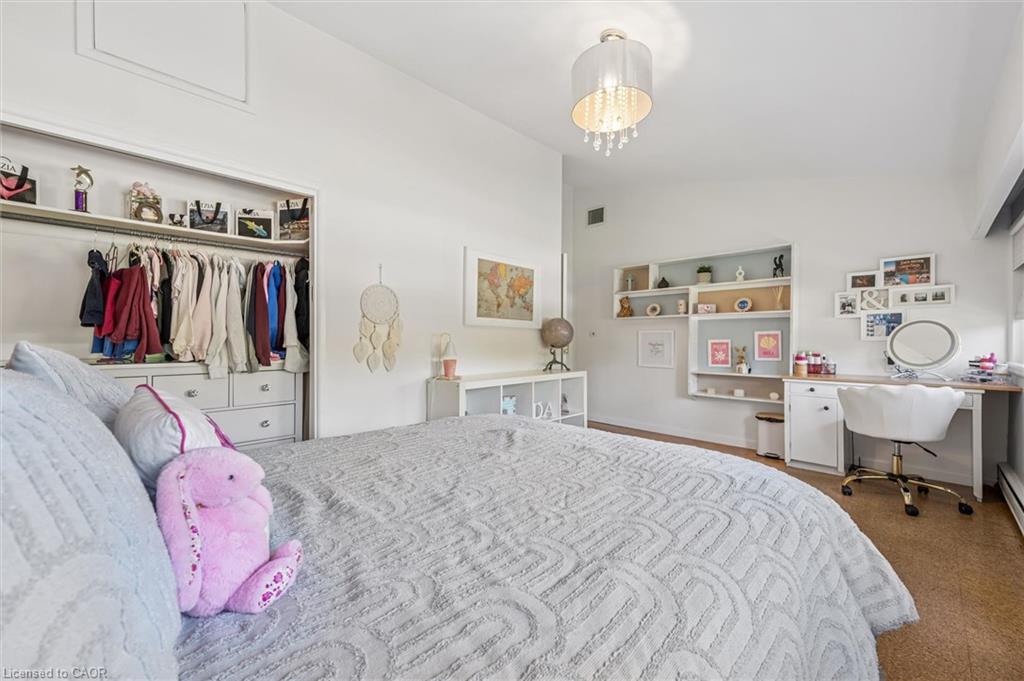 16 Parkwood Drive Property Photo 25