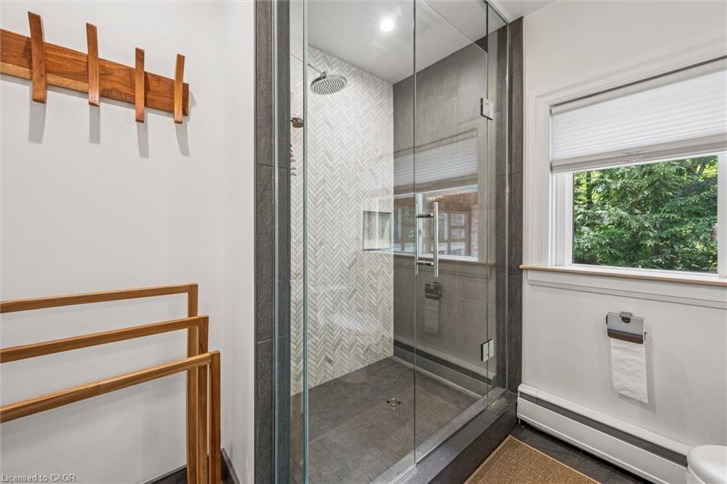 16 Parkwood Drive Property Photo 27