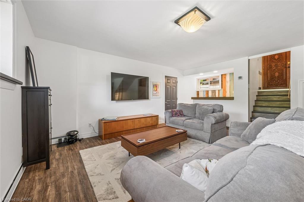 16 Parkwood Drive Property Photo 31