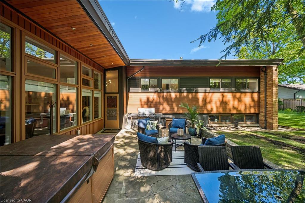 16 Parkwood Drive Property Photo 40