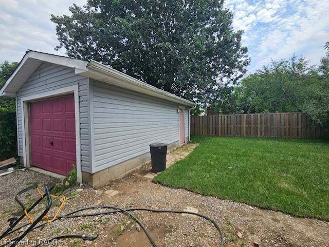 93 Howard Avenue Property Photo 5