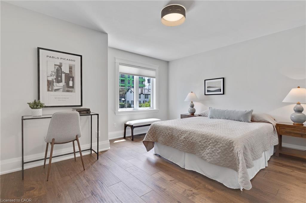 12 George Street Property Photo 20