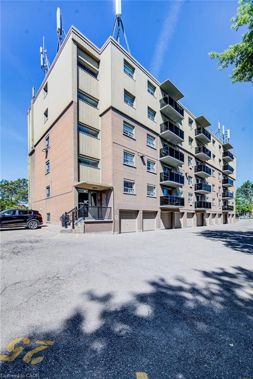 302-283 Fairway Road N Property Photo 36