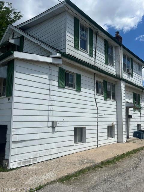 83 Stanley Street Property Photo 4