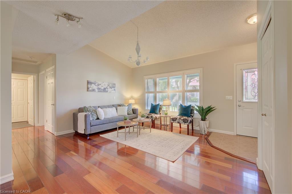 137 Wesley Crescent Property Photo 14