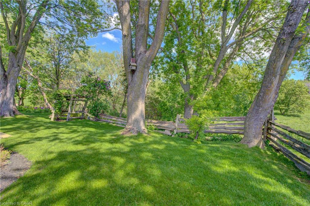 137 Wesley Crescent Property Photo 32