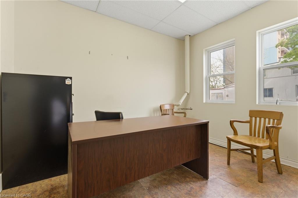 247 King Street Property Photo 6