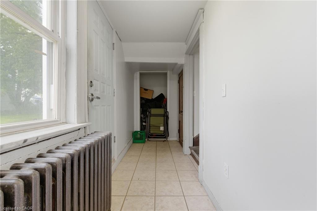 247 King Street Property Photo 10