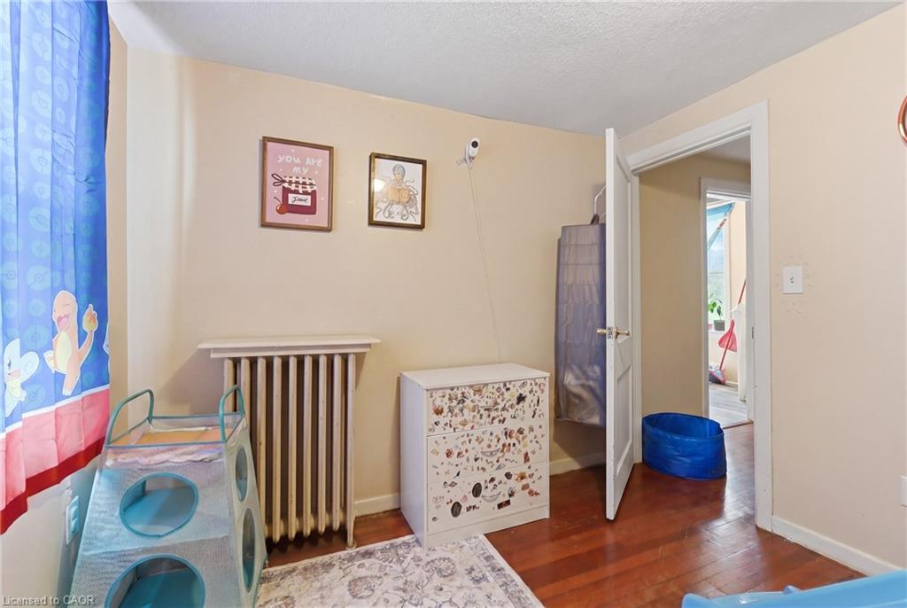 247 King Street Property Photo 23