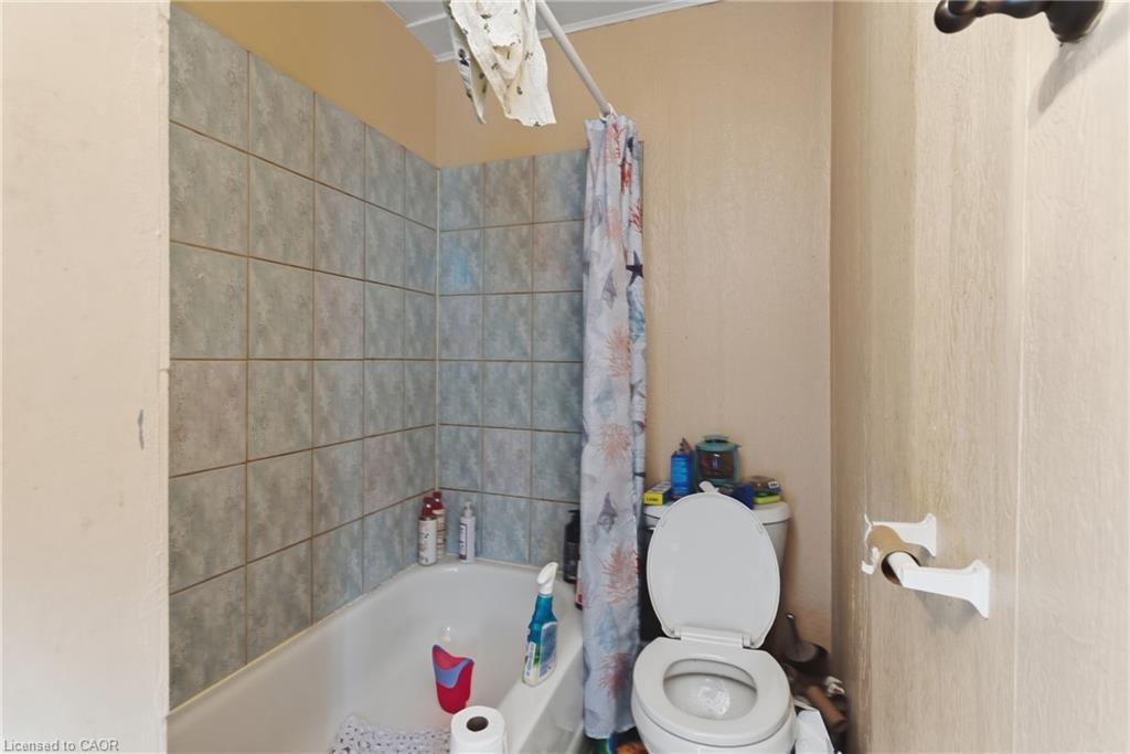 247 King Street Property Photo 26