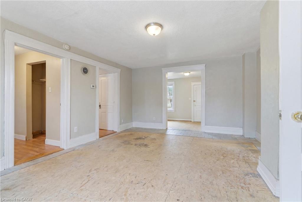 247 King Street Property Photo 30