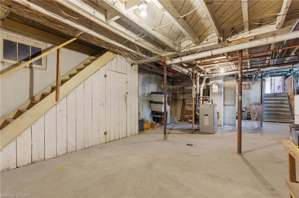 247 King Street Property Photo 36