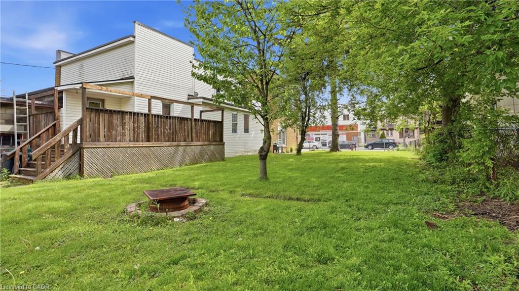 247 King Street Property Photo 40