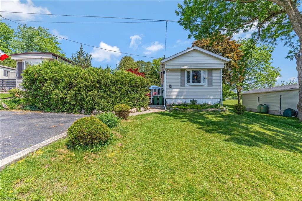 49 Park Lane Property Photo 6