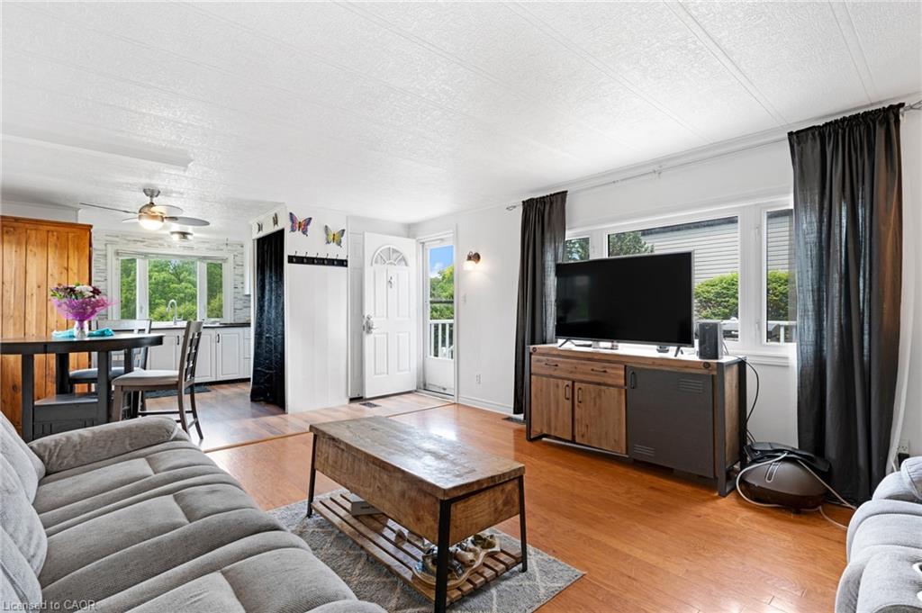 49 Park Lane Property Photo 12