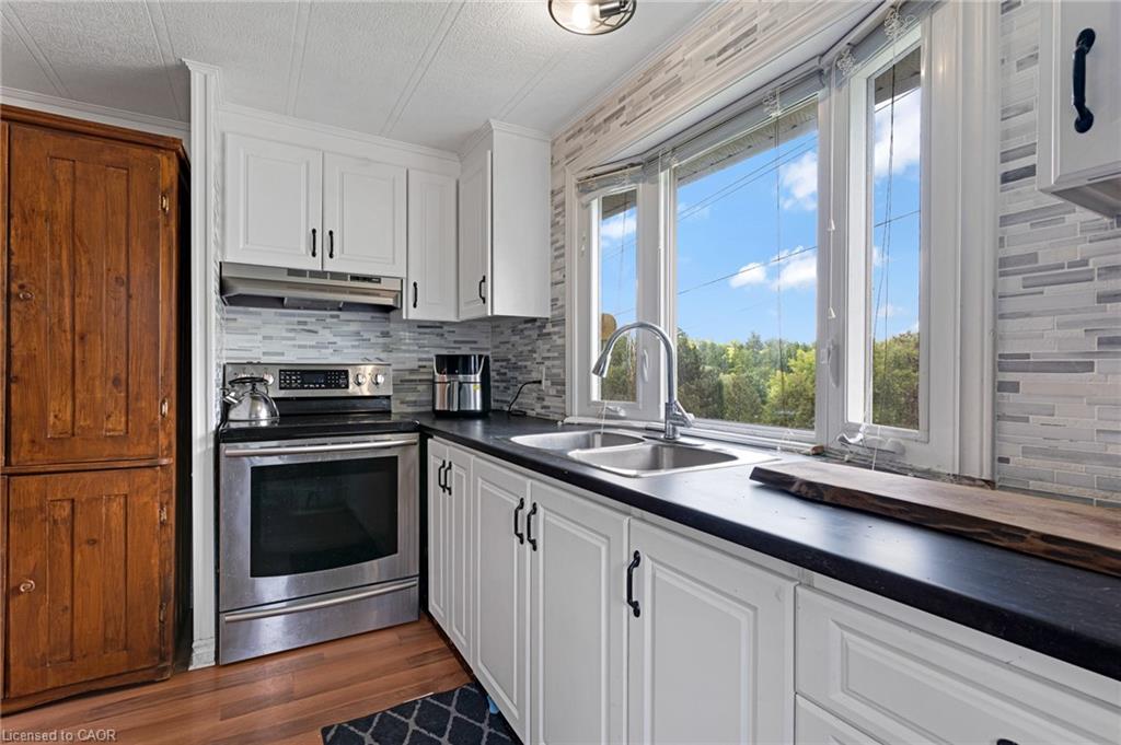 49 Park Lane Property Photo 17
