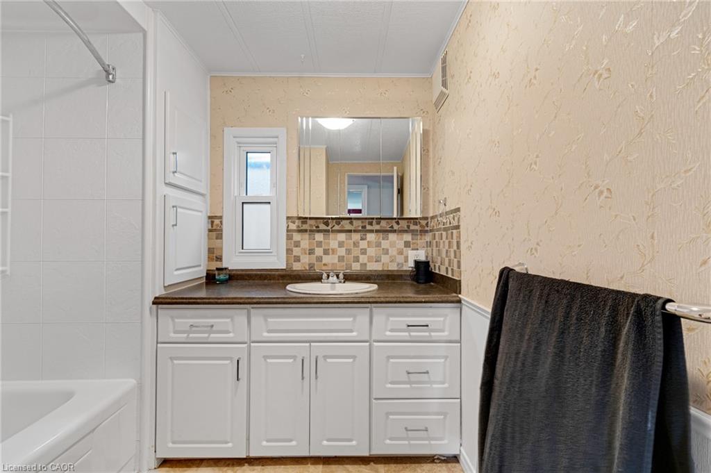 49 Park Lane Property Photo 20