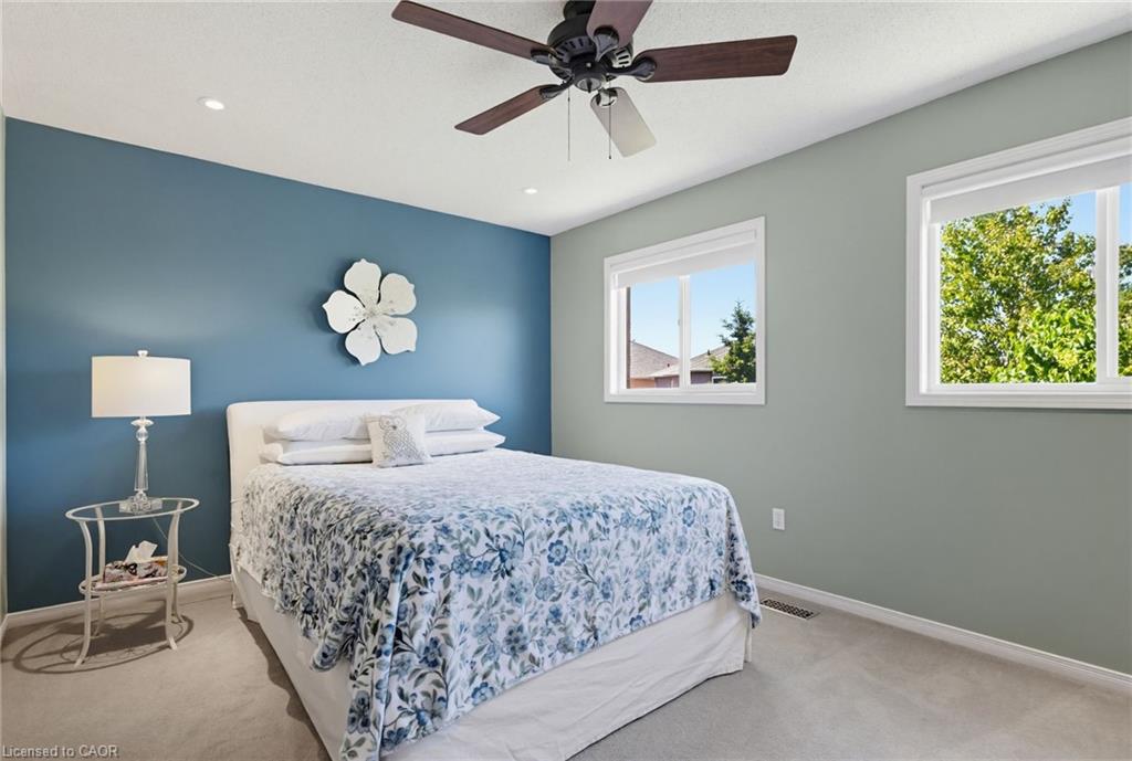 2485 Newcastle Crescent Property Photo 14