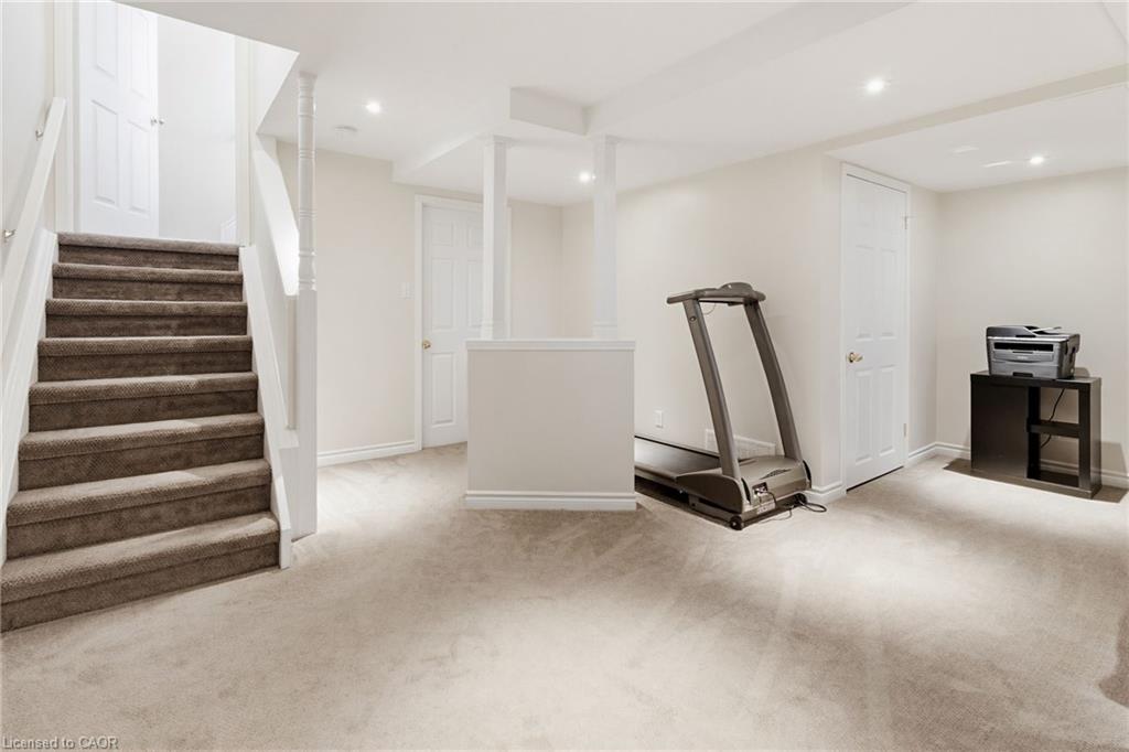 2485 Newcastle Crescent Property Photo 23