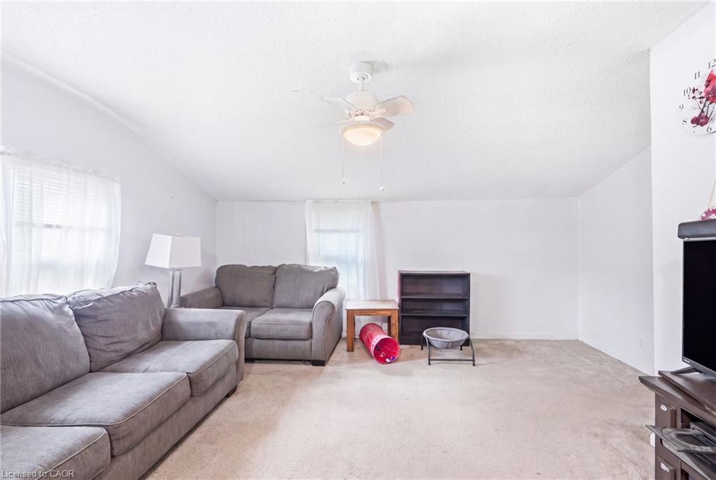 56 Welland Avenue Property Photo 4
