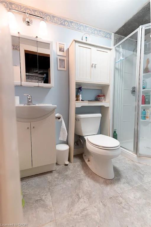 37 Kinrade Avenue E Property Photo 22