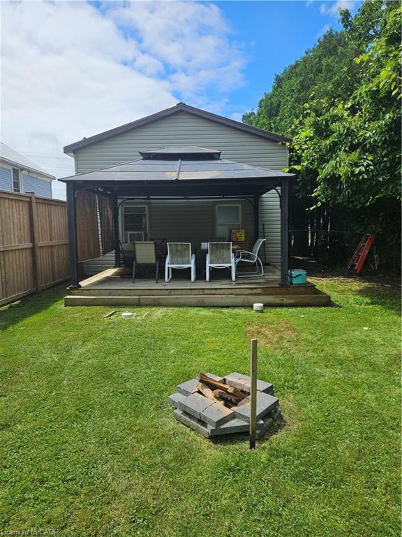 194 Townline Street Property Photo 23
