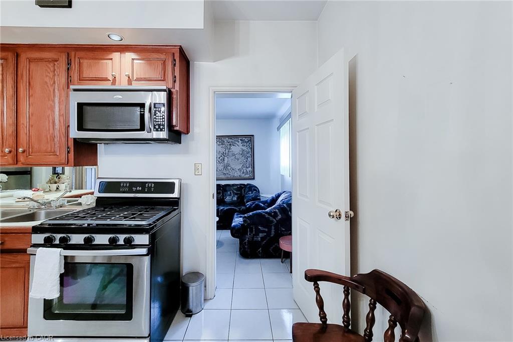 244 Hughson Street N Property Photo 19