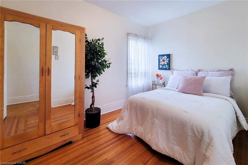 244 Hughson Street N Property Photo 25
