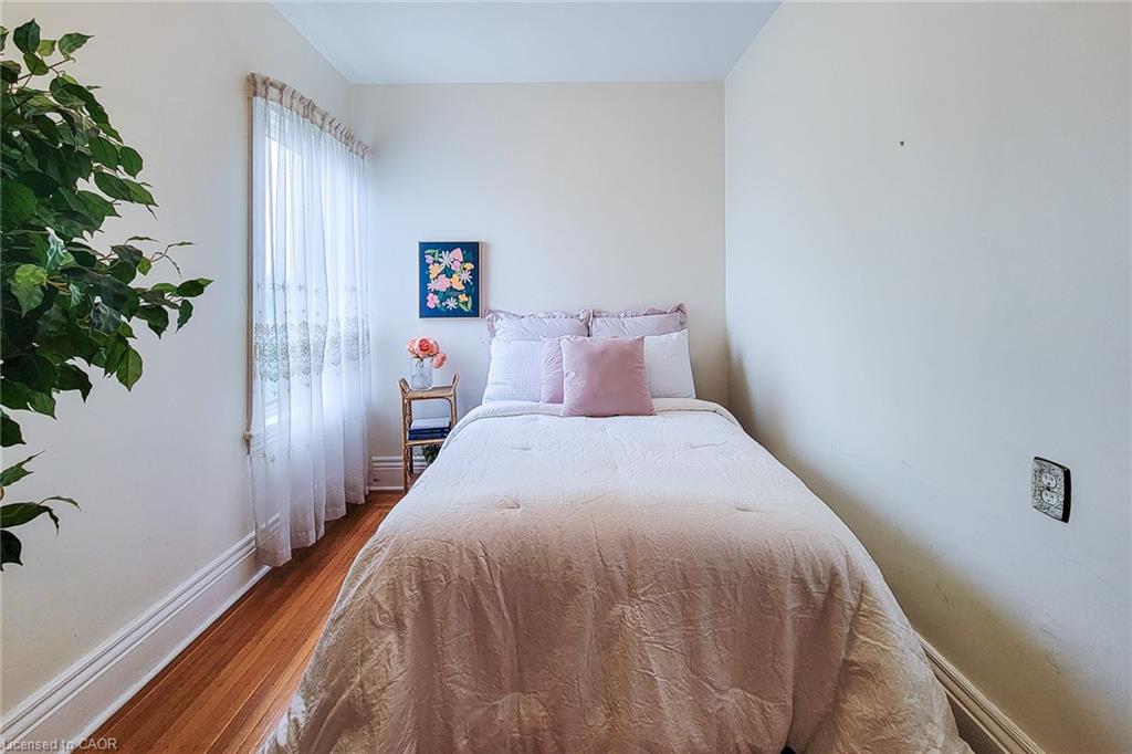 244 Hughson Street N Property Photo 27
