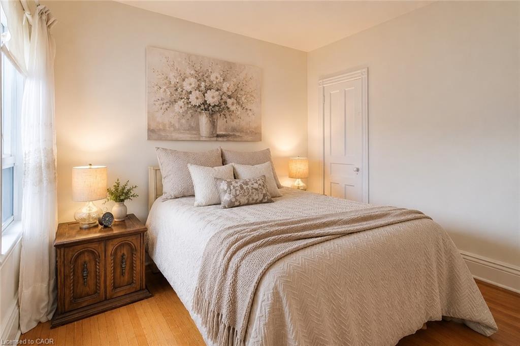 244 Hughson Street N Property Photo 28