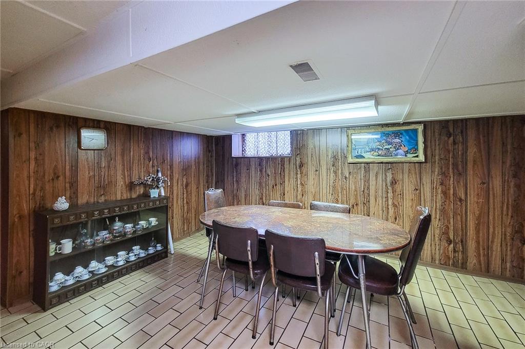 244 Hughson Street N Property Photo 37