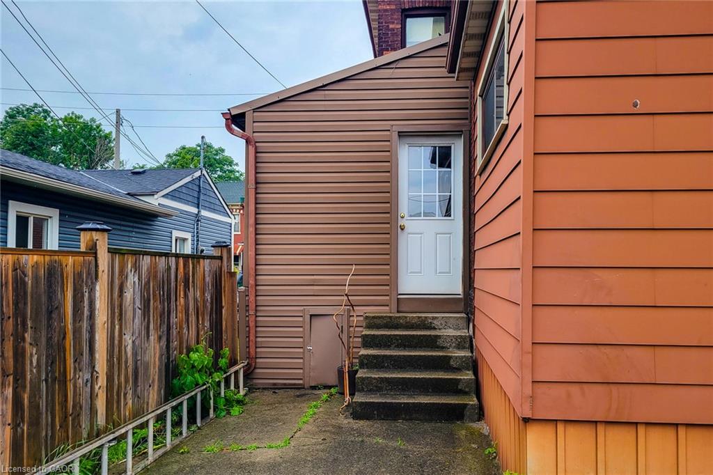 244 Hughson Street N Property Photo 41