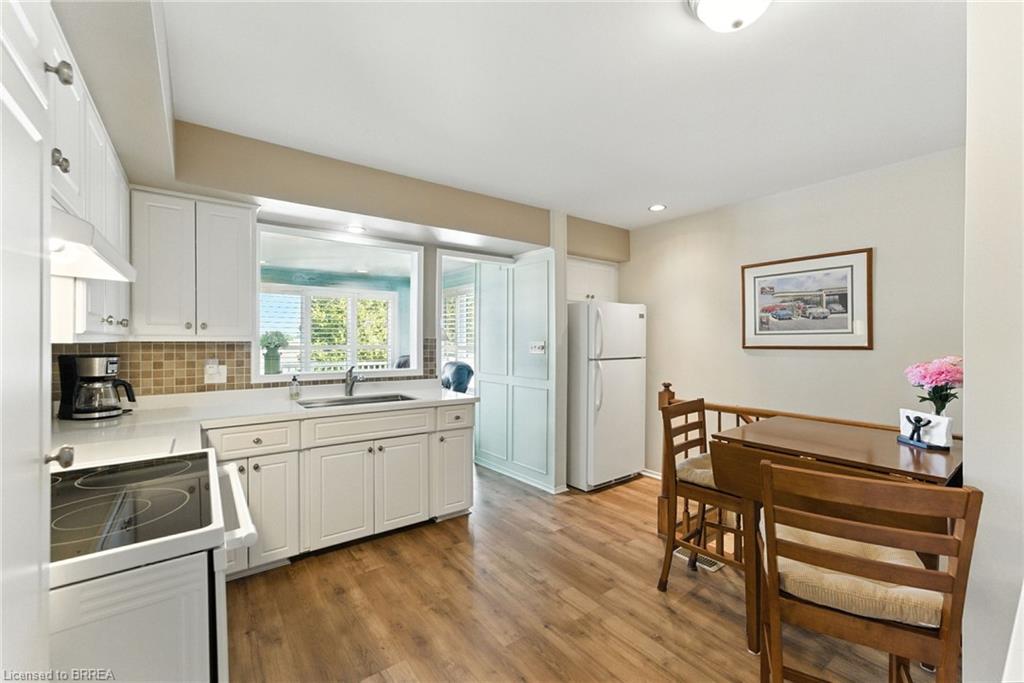 207 Robinson Road Property Photo 8