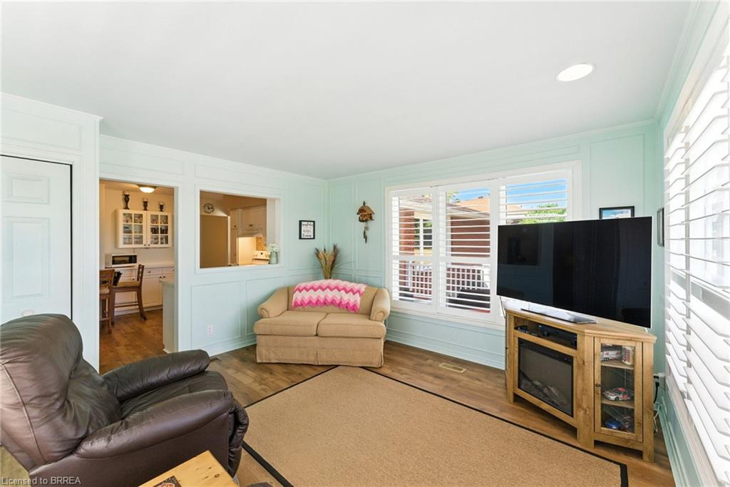 207 Robinson Road Property Photo 12